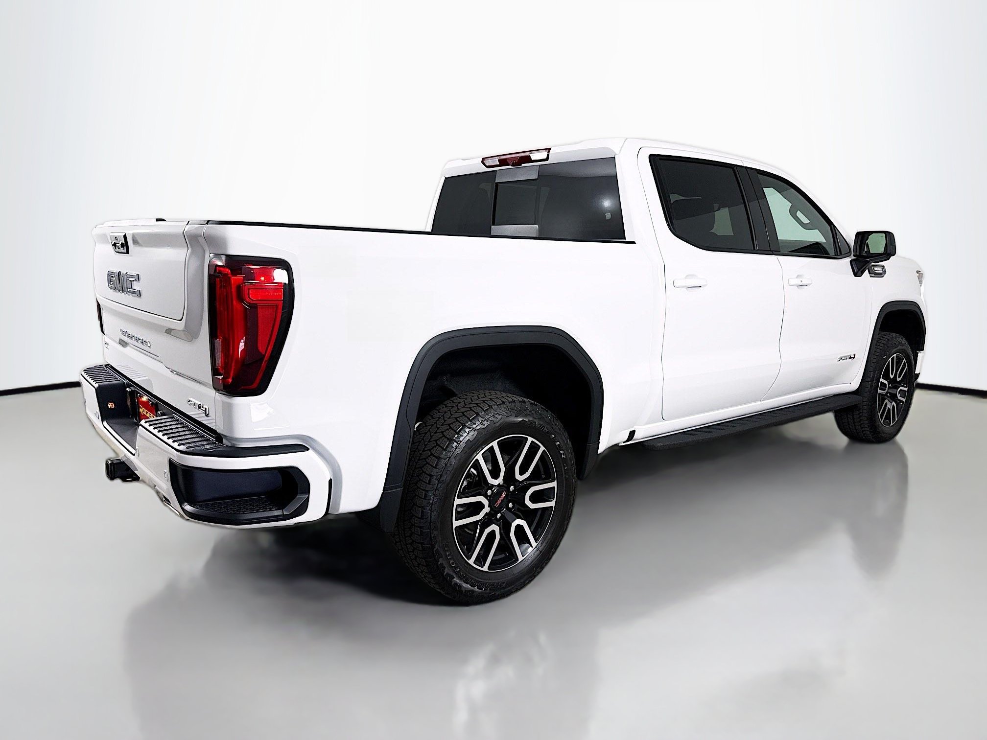 Used 2026 GMC Sierra 1500 AT4 w/ AT4 Premium Package AWD/4WD image 8
