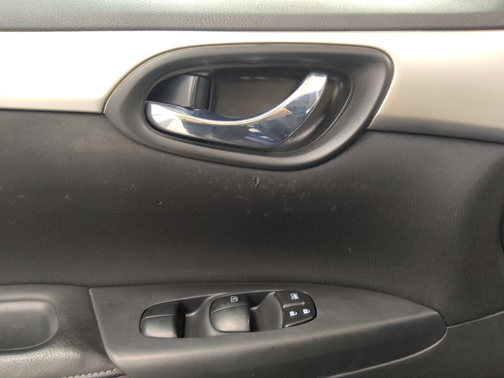 Used 2017 Nissan Sentra S FWD image 27