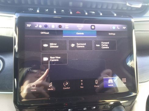 Used 2022 Jeep Grand Cherokee Limited w/ Luxury Tech Group II image 27