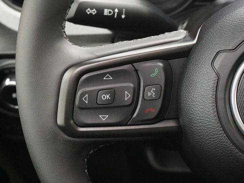 Used 2025 Jeep Wrangler Willys image 20