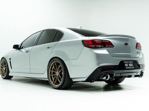 Used 2015 Chevrolet SS image 18