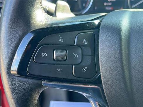 Used 2023 Buick Enclave Essence w/ Sport Touring Edition image 6