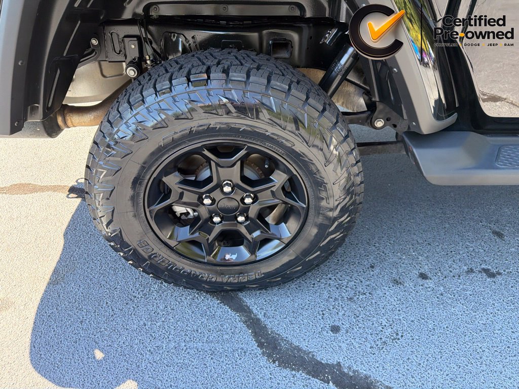 Certified 2023 Jeep Gladiator Sport AWD/4WD image 20