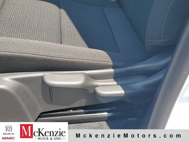 New 2026 GMC Canyon Elevation w/ Technology Package RWD image 7