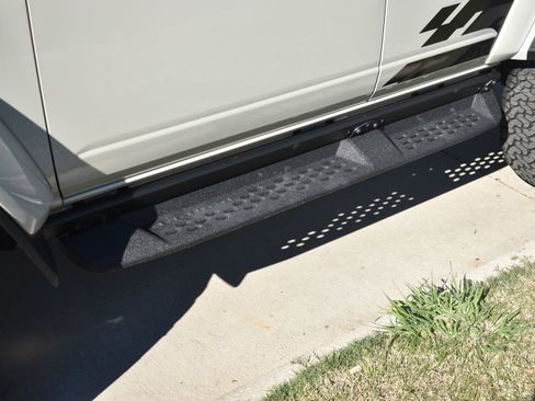 New 2025 Ford Bronco Raptor image 16