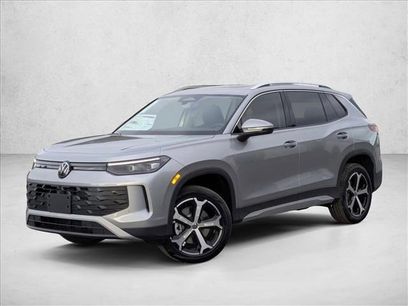 New 2025 Volkswagen Tiguan SE
