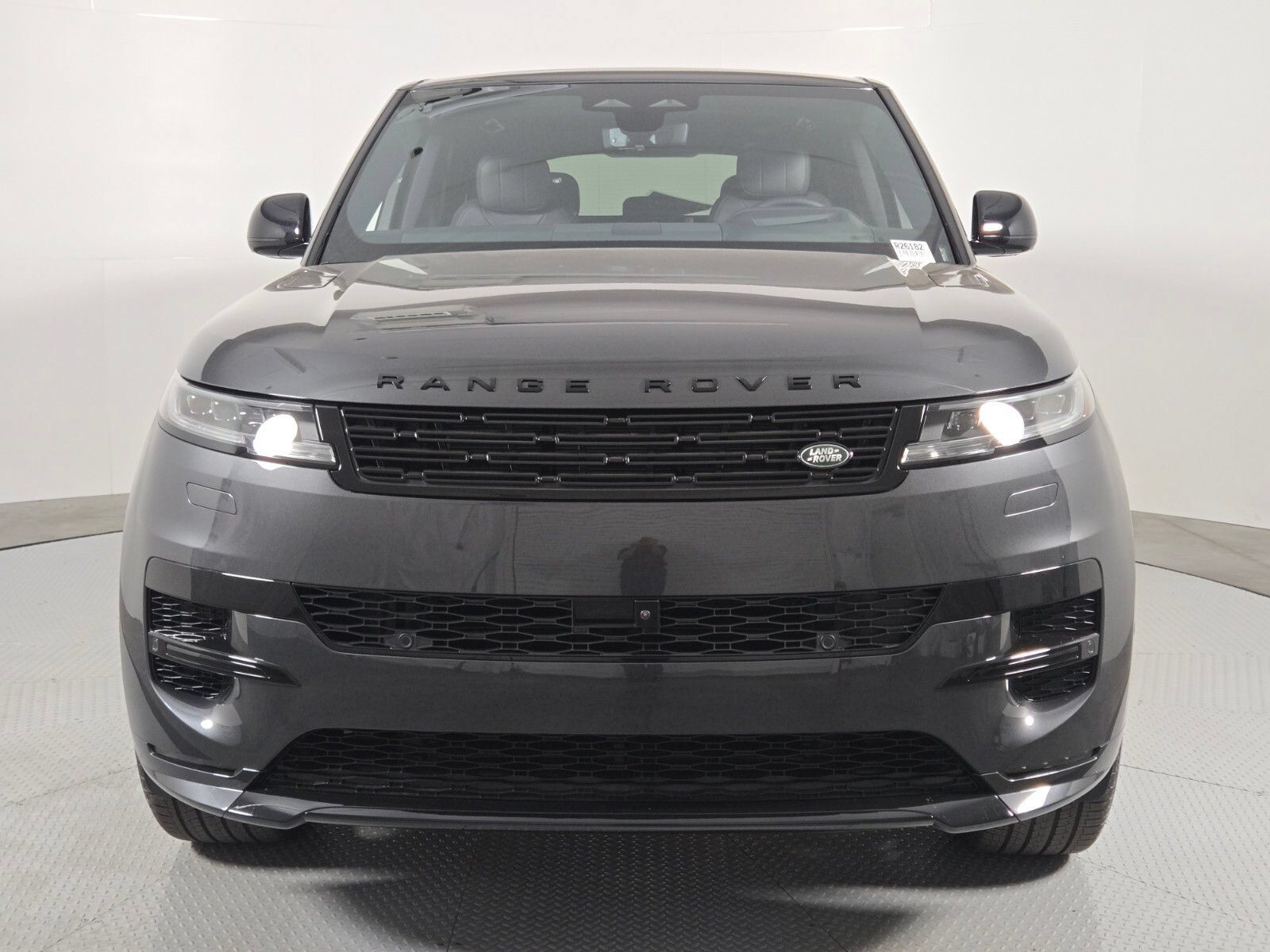 New 2026 Land Rover Range Rover Sport Dynamic SE AWD/4WD image 8
