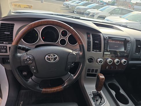 Used 2013 Toyota Tundra Limited AWD/4WD image 3