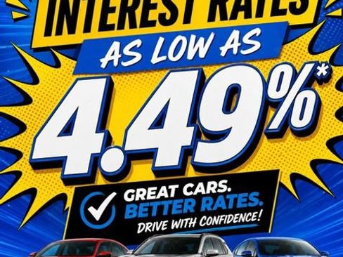 Used 2017 Toyota Highlander XLE FWD image 2