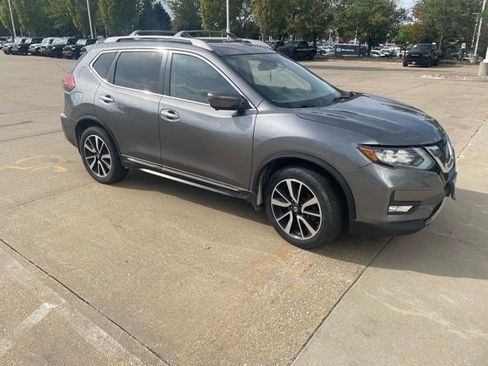 Used 2019 Nissan Rogue SL AWD/4WD image 8