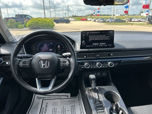 Used 2024 Honda Civic Touring image 15