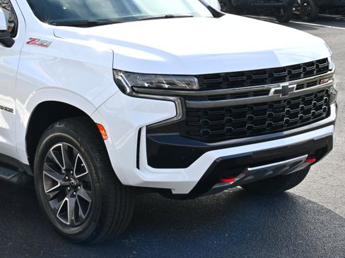 Used 2022 Chevrolet Tahoe Z71 w/ Luxury Package image 29