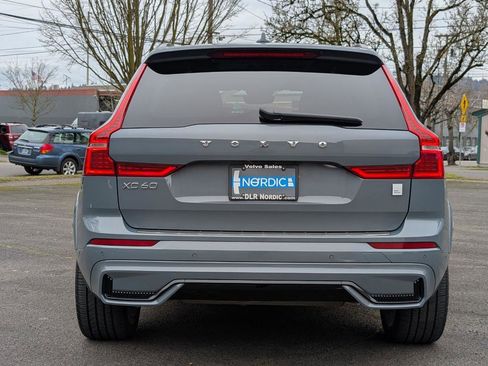 Used 2022 Volvo XC60 T8 Polestar w/ Protection Package Premier image 6