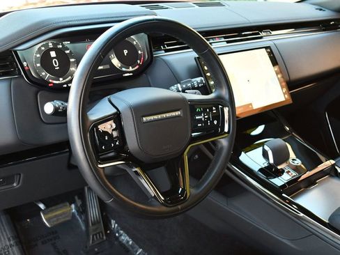 Used 2024 Land Rover Range Rover Sport Dynamic SE image 38