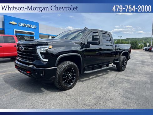 Used 2025 Chevrolet Silverado 2500 LT w/ Trail Boss Package AWD/4WD image 1