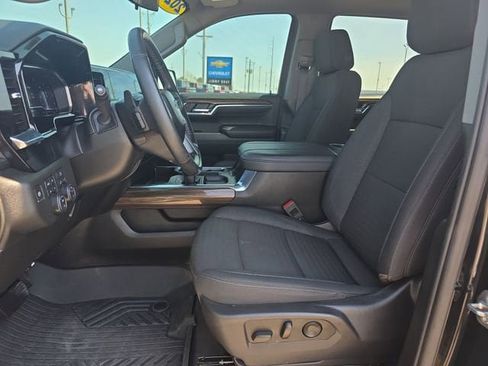 Used 2024 Chevrolet Silverado 1500 RST image 10