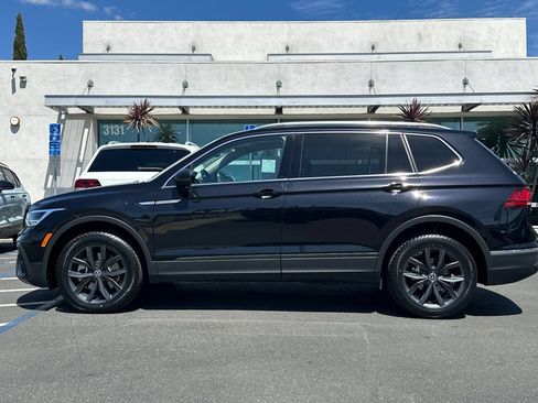 Used 2023 Volkswagen Tiguan SE FWD image 8