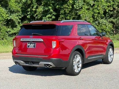 Used 2022 Ford Explorer Platinum w/ Equipment Group 601A RWD image 12