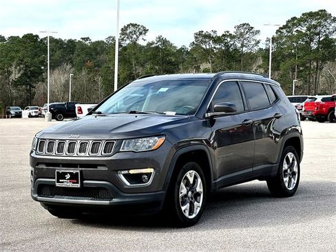 Used 2019 Jeep Compass Limited image 4