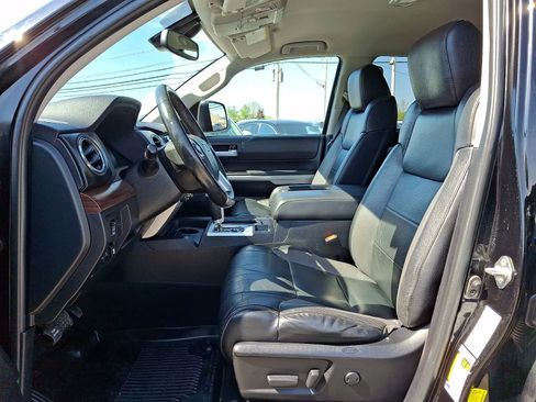 Used 2020 Toyota Tundra Limited w/ Limited Premium Package AWD/4WD image 16