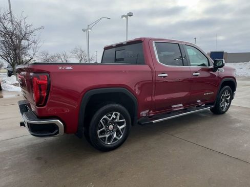 Used 2025 GMC Sierra 1500 SLT w/ SLT Premium Plus Package image 8