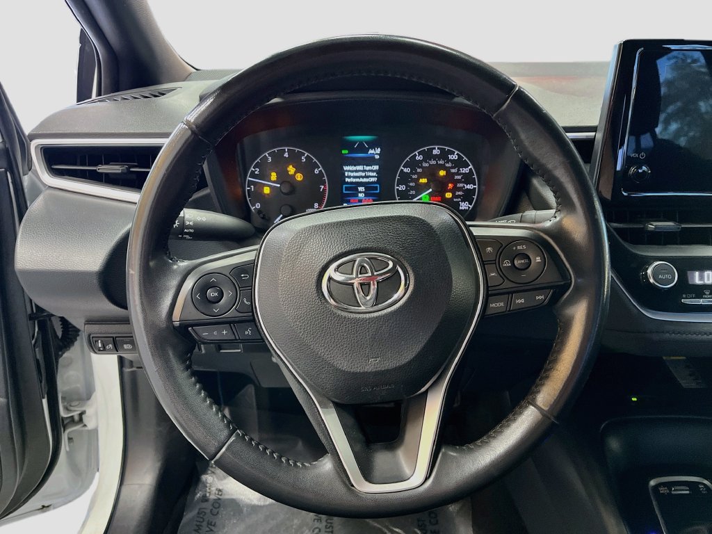 Used 2024 Toyota Corolla SE w/ SE Premium Package FWD image 11