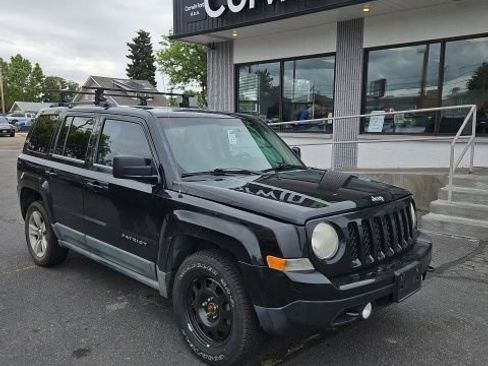 Used 2011 Jeep Patriot Latitude AWD/4WD image 1