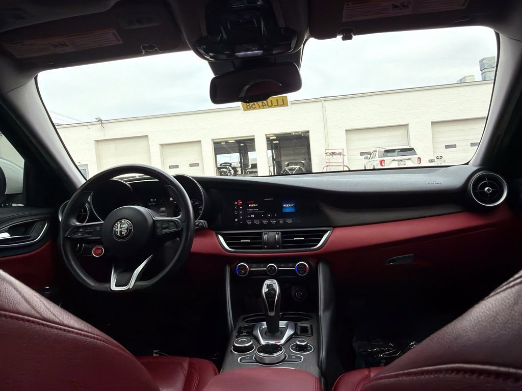 Used 2021 Alfa Romeo Giulia Ti w/ Active Assist 2 Package TI AWD/4WD image 19