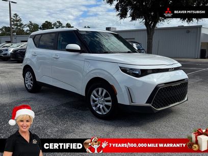 Used 2023 Kia Soul LX