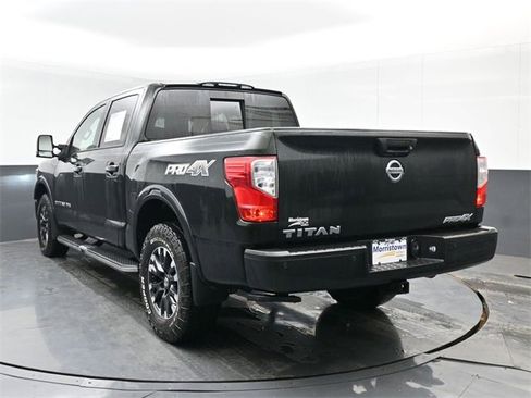 Used 2019 Nissan Titan PRO-4X w/ Pro-4x Convenience Package image 7
