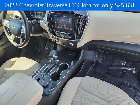 Used 2023 Chevrolet Traverse LT w/ LPO, Cargo Package AWD/4WD image 9