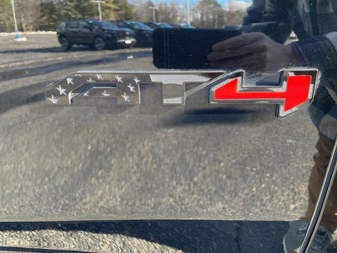 Used 2021 GMC Yukon XL AT4 w/ AT4 Premium Plus Package image 10