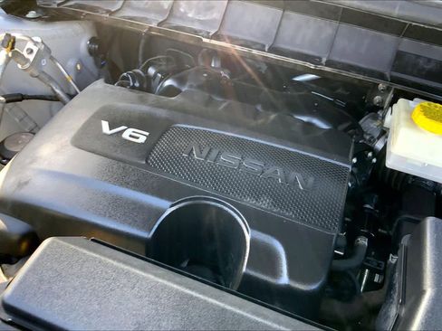 Used 2022 Nissan Pathfinder Platinum AWD/4WD image 31