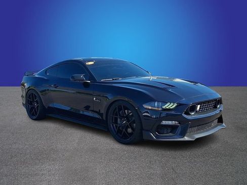 Used 2021 Ford Mustang GT Premium w/ Equipment Group 401A RWD image 3