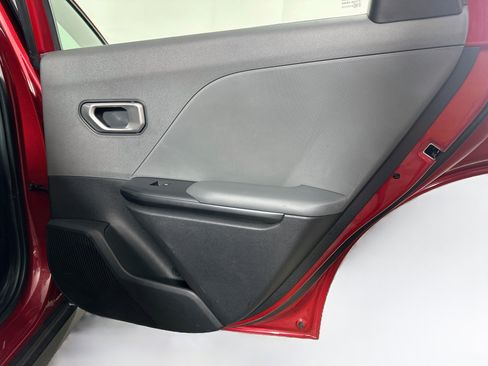 Used 2025 Kia K4 FWD image 28