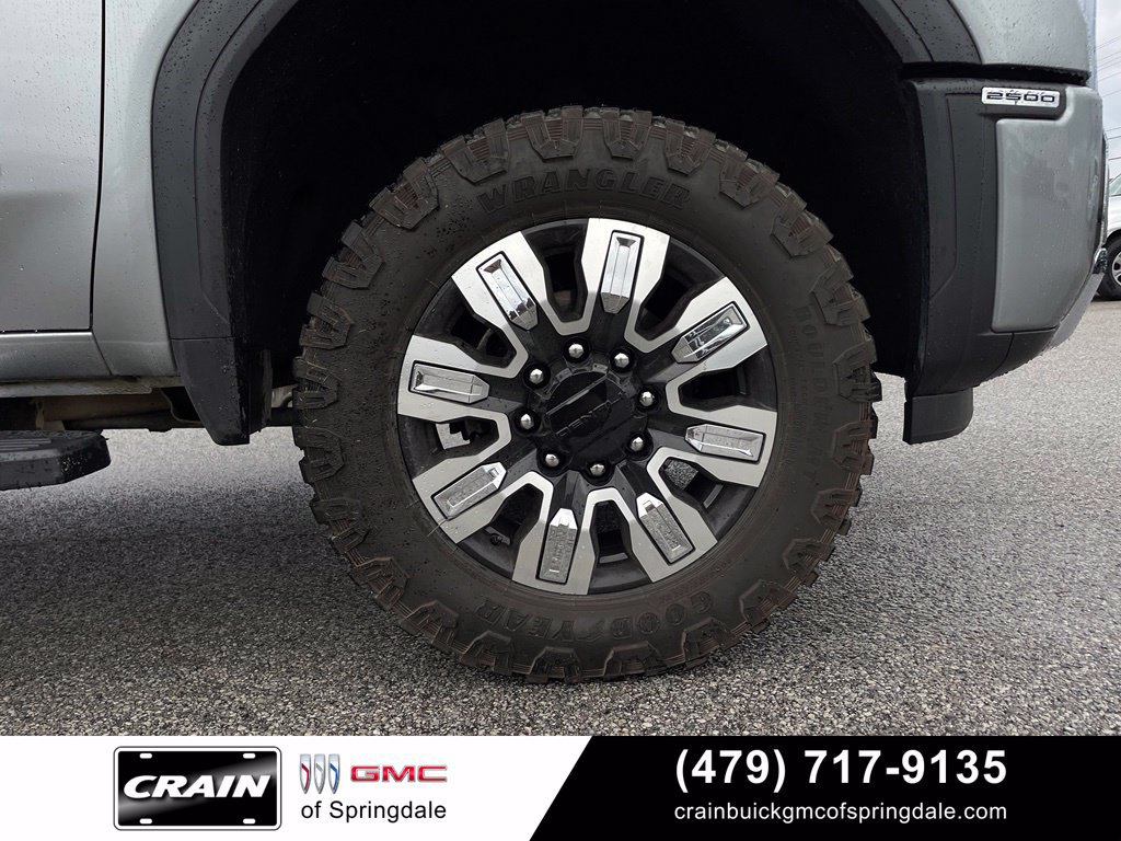 Used 2025 GMC Sierra 2500 Denali w/ Technology Package AWD/4WD image 29