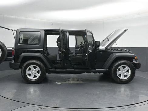 Used 2015 Jeep Wrangler Unlimited Sport w/ Quick Order Package 24S AWD/4WD image 57
