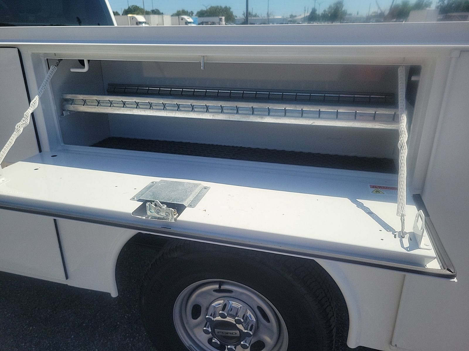 Used 2023 Ford F250 XL w/ XL Chrome Package RWD image 13