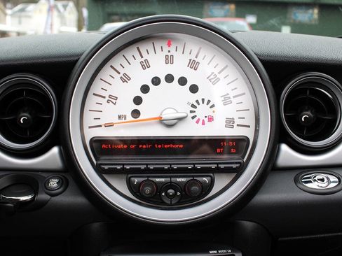 Used 2012 MINI Cooper Convertible image 23