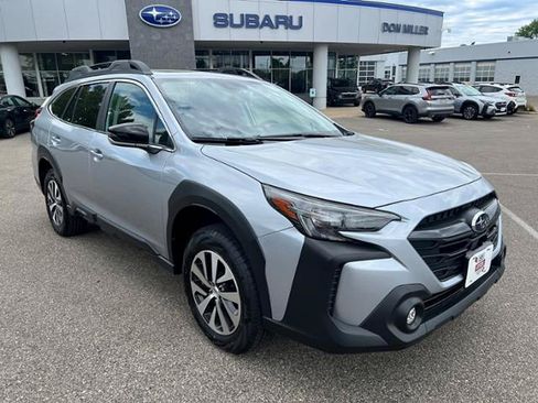 Certified 2025 Subaru Outback Premium w/ Popular Package #1A AWD/4WD image 1
