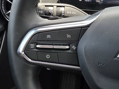 Used 2026 Chevrolet Equinox LT AWD/4WD image 27