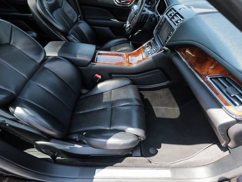 Used 2020 Lincoln Continental AWD w/ Premium Package image 53
