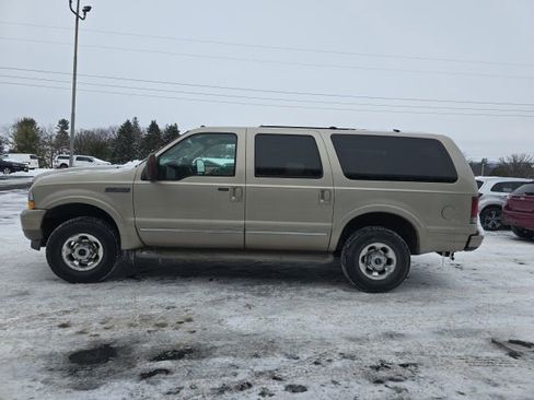 Used 2004 Ford Excursion Limited image 4