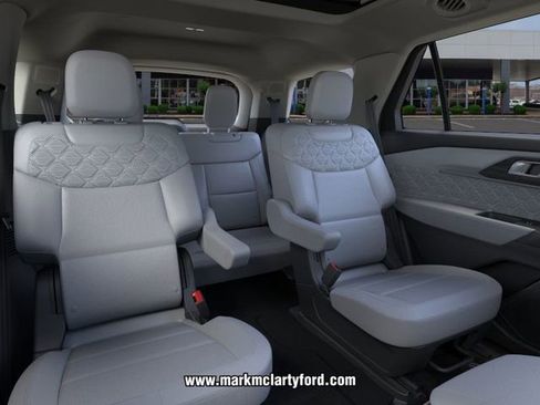 New 2026 Ford Explorer Platinum w/ LUX Leather Package image 11