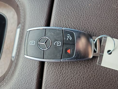 Used 2021 Mercedes-Benz GLE 350 image 34