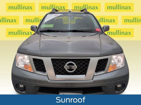 Used 2021 Nissan Frontier PRO-4X w/ Pro-4x Utility Package AWD/4WD image 15