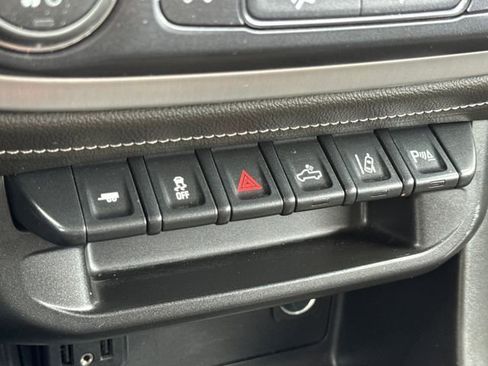 Used 2021 GMC Canyon Elevation w/ Driver Alert Package image 26