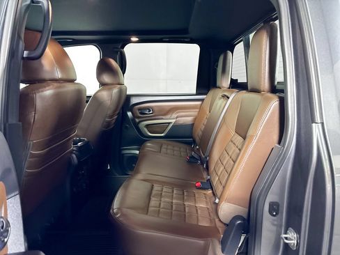 Used 2021 Nissan Titan Platinum Reserve w/ Moonroof Package AWD/4WD image 21