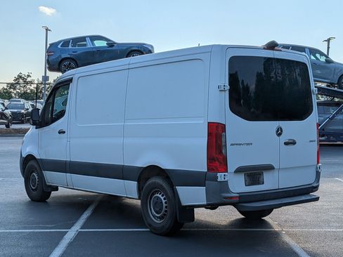 Used 2022 Mercedes-Benz Sprinter 2500 image 8