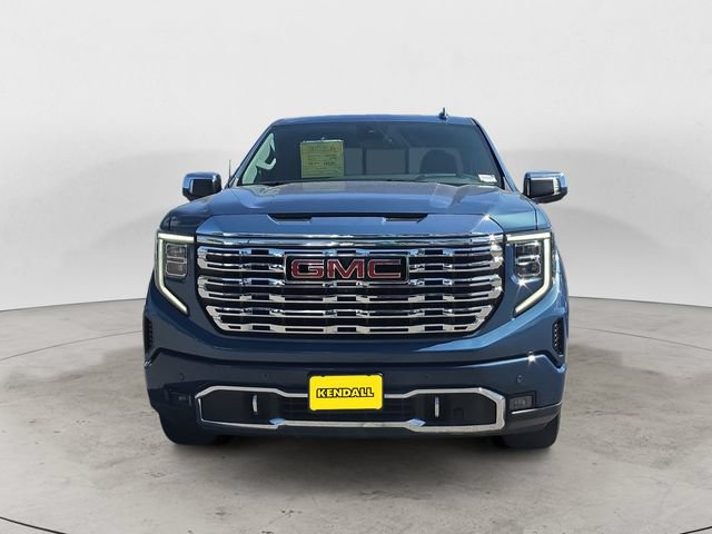 Used 2024 GMC Sierra 1500 Denali w/ Denali Reserve Package AWD/4WD image 2